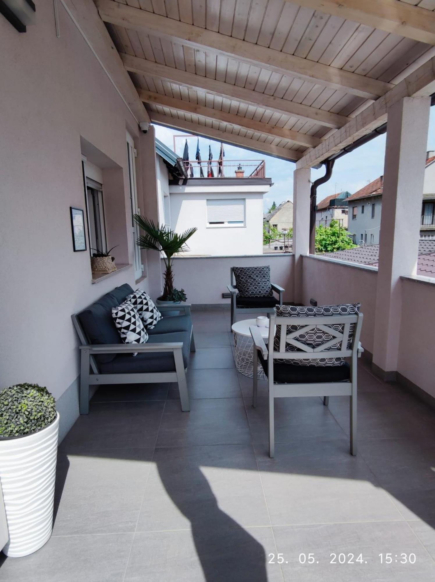Lumani Apartment Zagreb With Free Parking Exterior photo