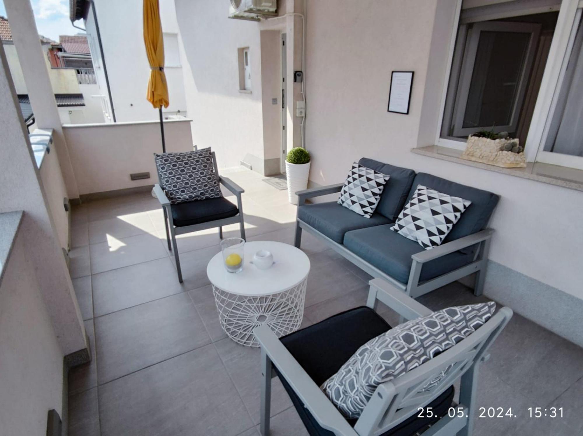 Lumani Apartment Zagreb With Free Parking Exterior photo