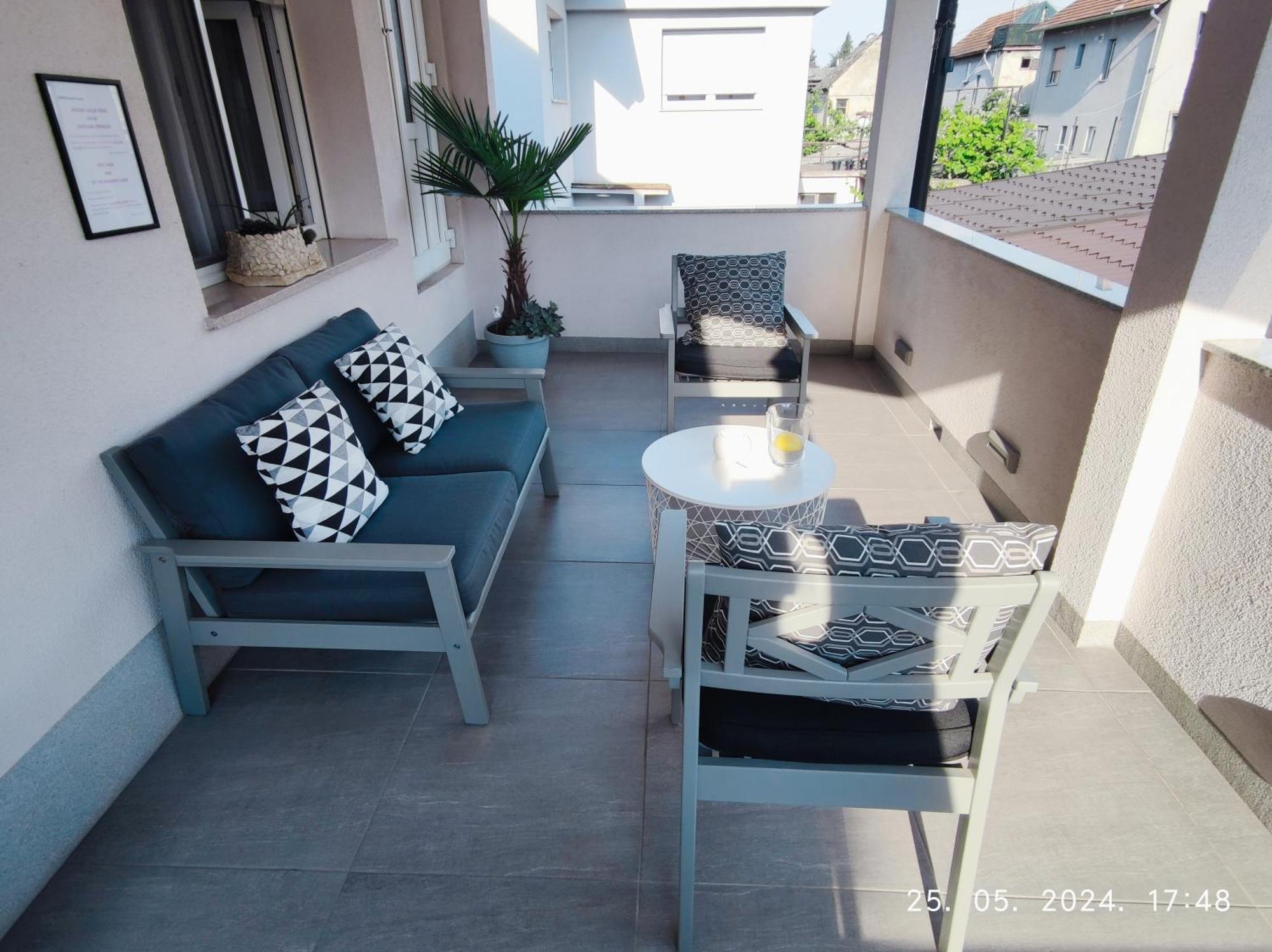 Lumani Apartment Zagreb With Free Parking Exterior photo